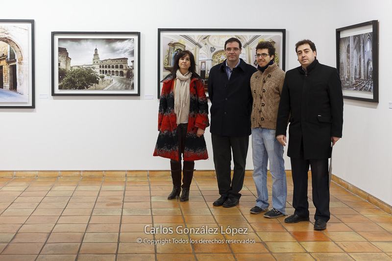 El presidente de la Diputación, Benjamín Prieto, visitó la exposiciión el pasado sábado 8 de febrero