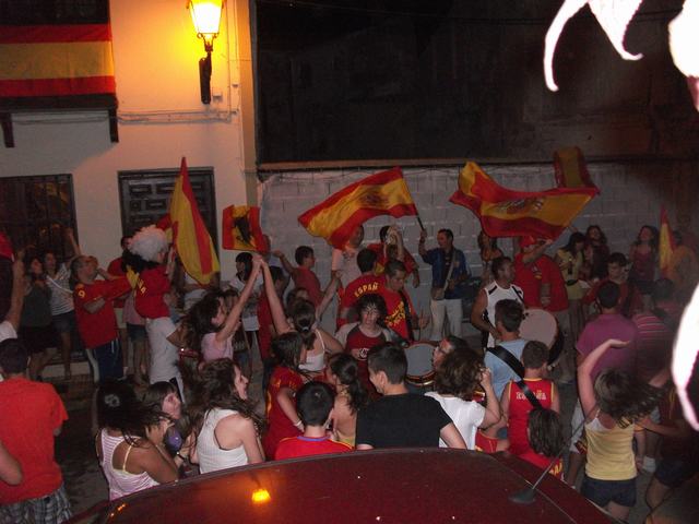 Celebraci&oacute;n en Huete de la victoria de Espa&ntilde;a