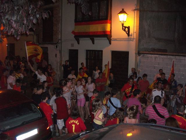 Celebraci&oacute;n en Huete de la victoria de Espa&ntilde;a