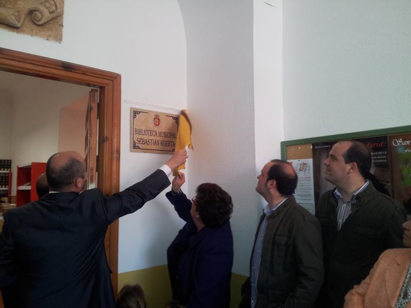 Homenaje a Don Sebastián Huerta en la Biblioteca Municipal
