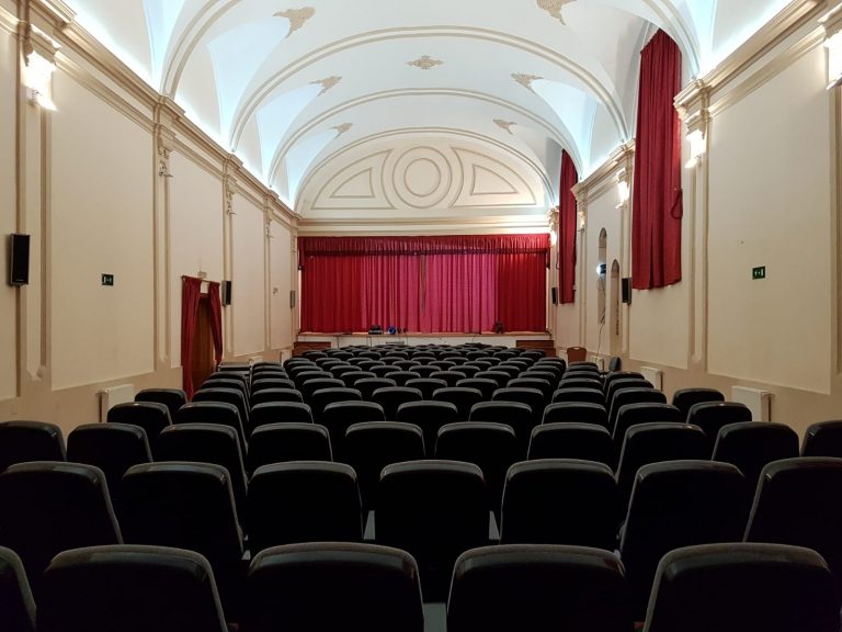 salon_actos